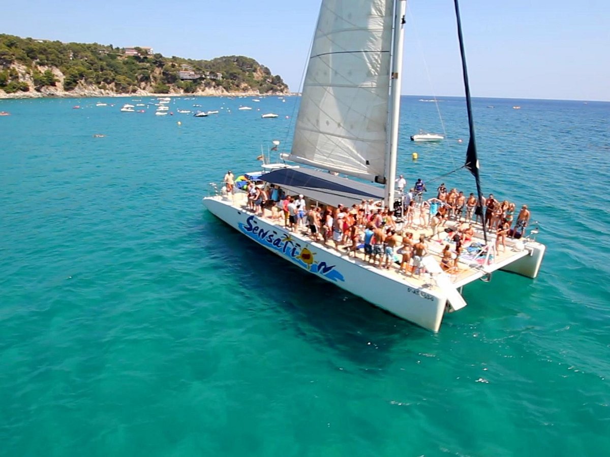 Barcelona catamaran excursion